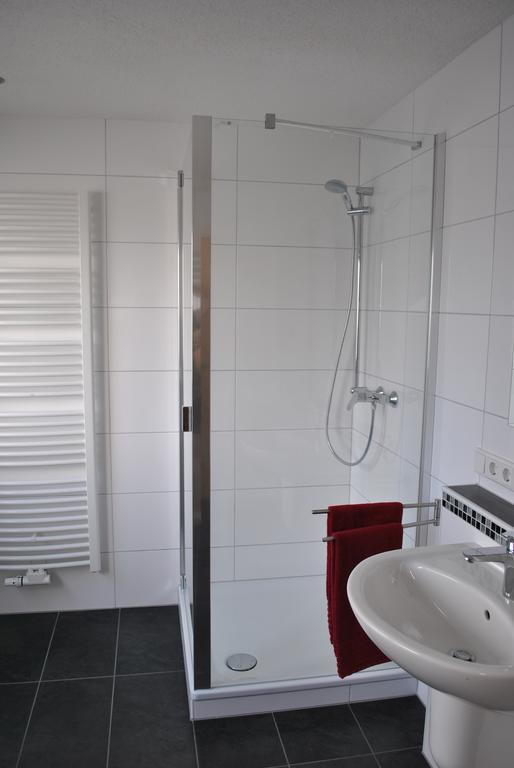 Ferienhaus Rauwolf Mit 2 Ferienwohnungen Roschbach Екстериор снимка
